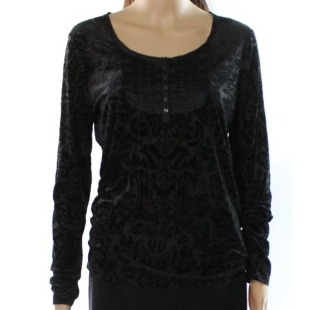 Black velvet long sleeve